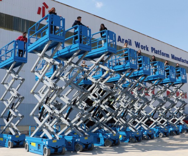 丰宁自行走升降机